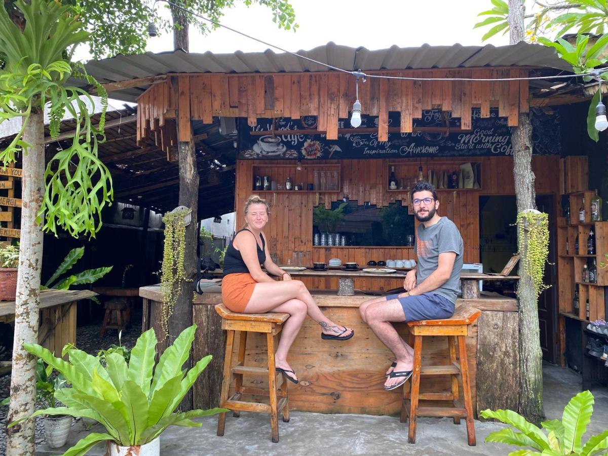 Kuala Namu Guest House Medan Dış mekan fotoğraf